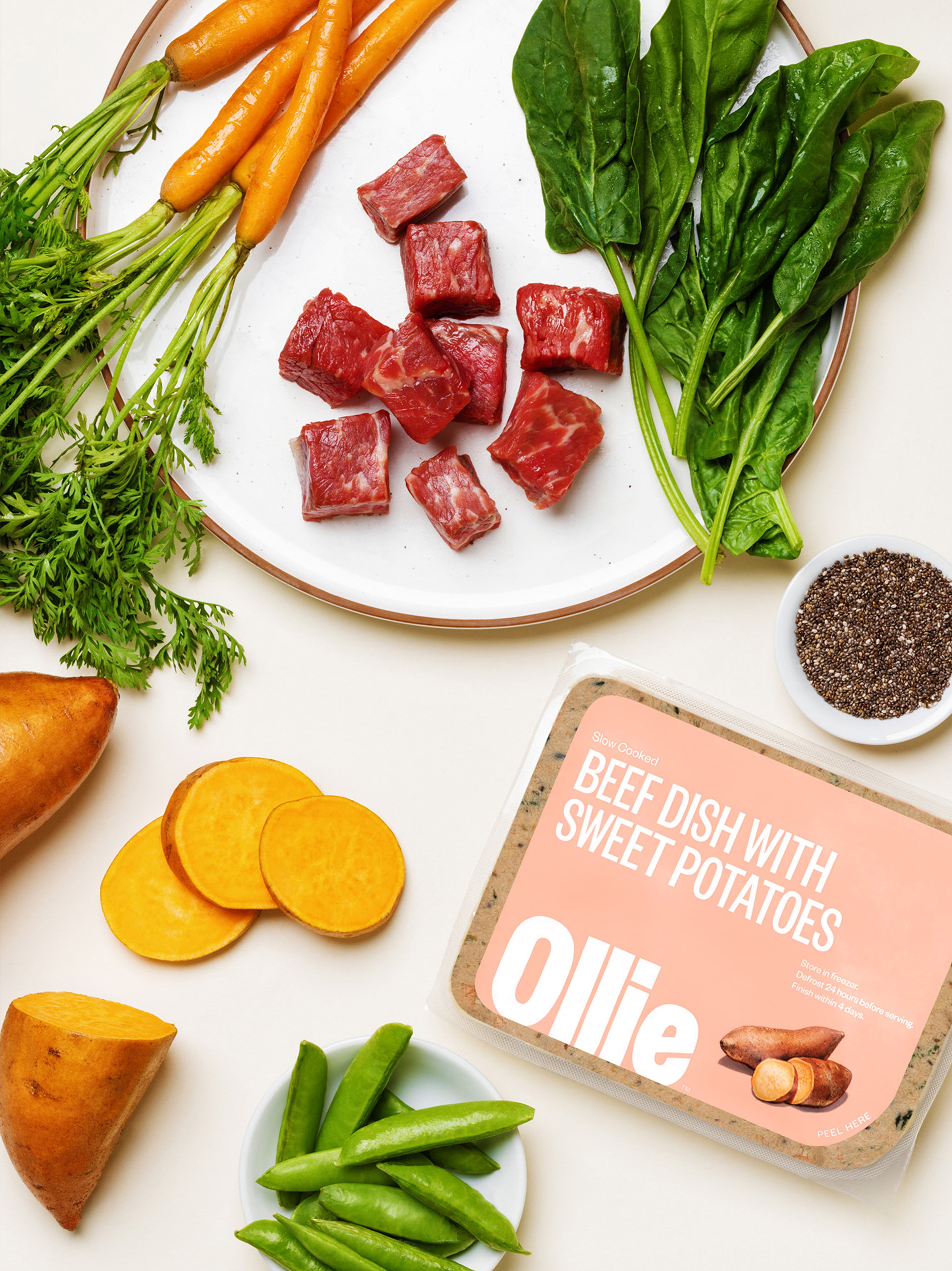 Ollie Fresh Beef is gemaakt met verse ingrediënten zoals rundvlees, zoete aardappelen en meer